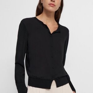 Theory Shrunken Cardigan in Silk‎ Size Size Medium